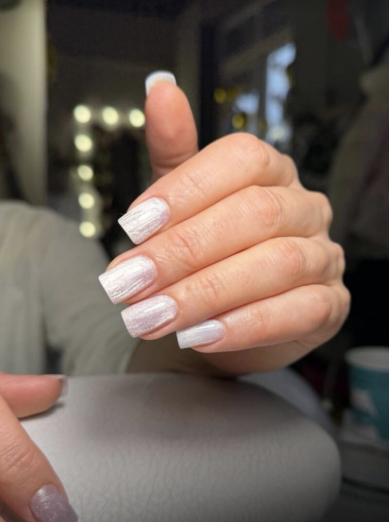 Молочный шиммер маникюр, Краснодар ФМР